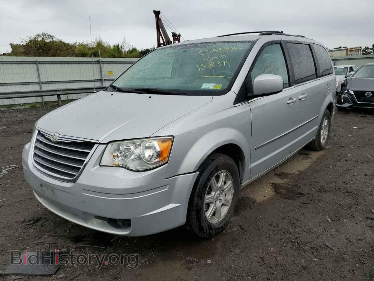 2010 CHRYSLER MINIVAN - VIN: 2A4RR5D18AR188894 - Photo 2