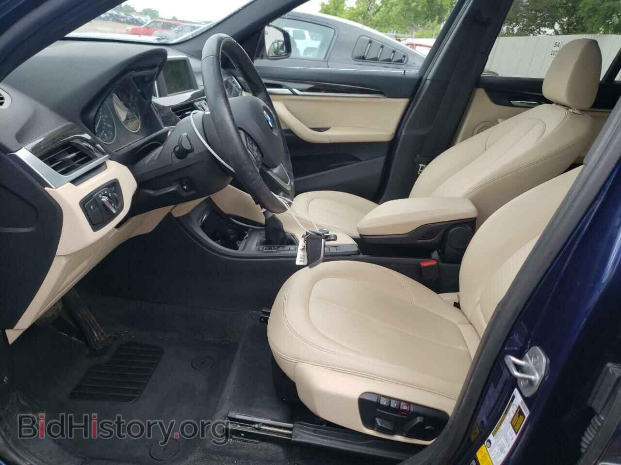 2017 BMW X1 - VIN: WBXHT3C32H5F84326 - Фото 7