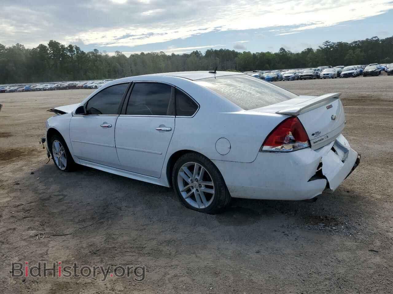 2012 CHEVROLET IMPALA - VIN: 2G1WC5E38C1136430 - Фото 2