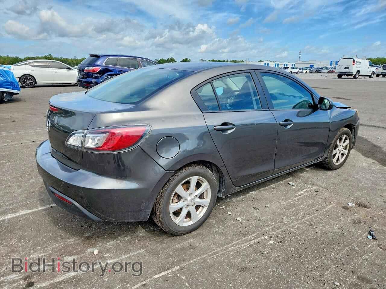 2011 MAZDA 3 - VIN: JM1BL1VF1B1411732 - Photo 3