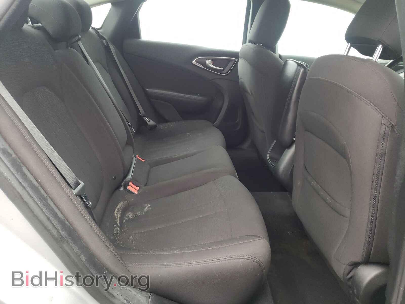 2015 CHRYSLER 200 - VIN: 1C3CCCAB1FN683140 - Фото 6