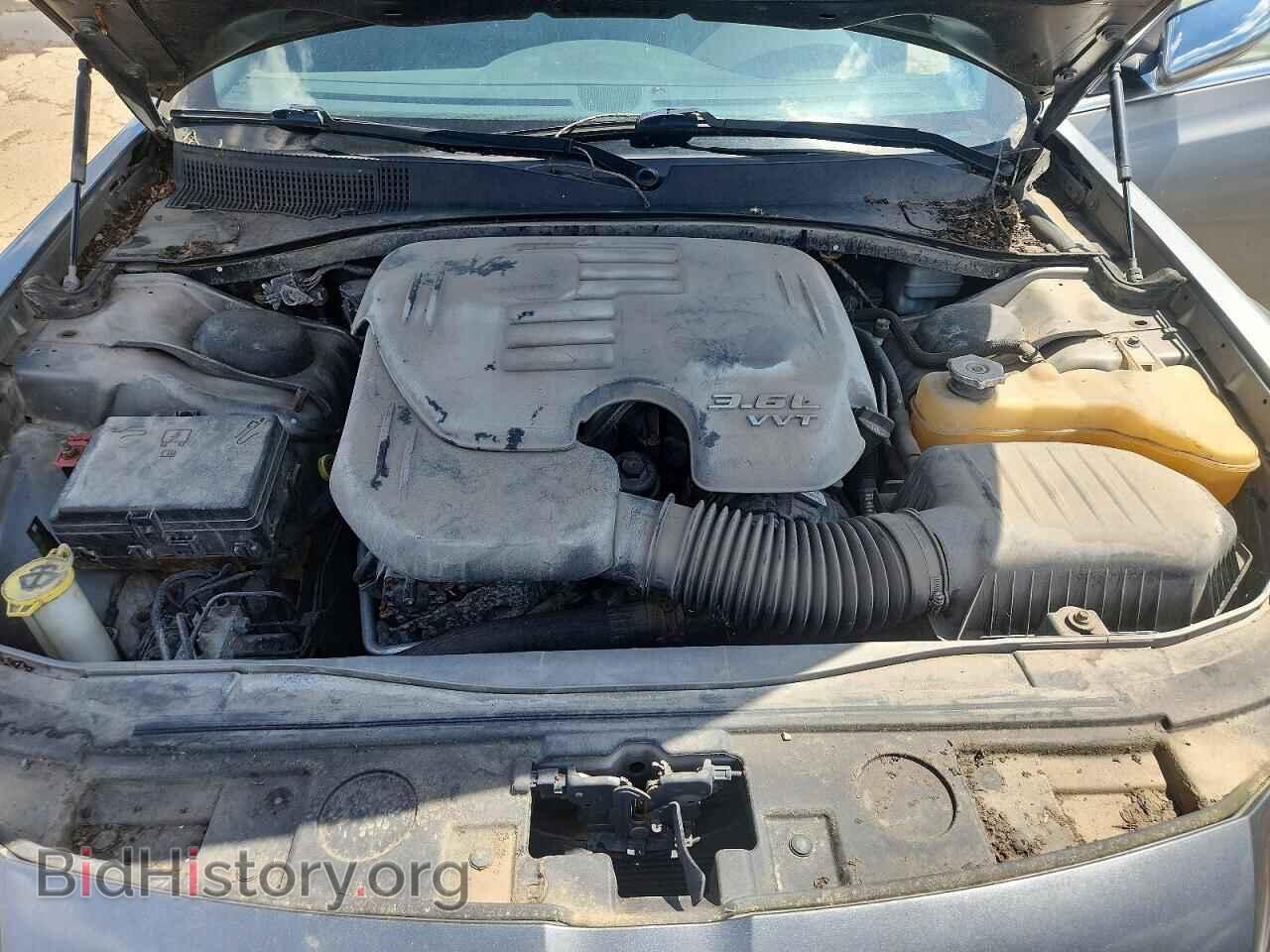 2011 CHRYSLER 300 - VIN: 2C3CA5CG4BH582736 - Фото 11