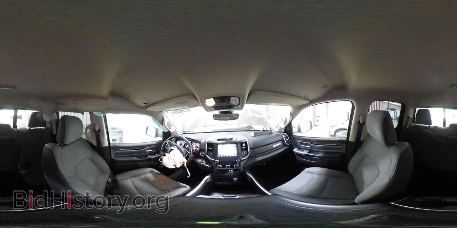 2020 RAM 1500 - VIN: 1C6SRFBT8LN120507 - Фото 14