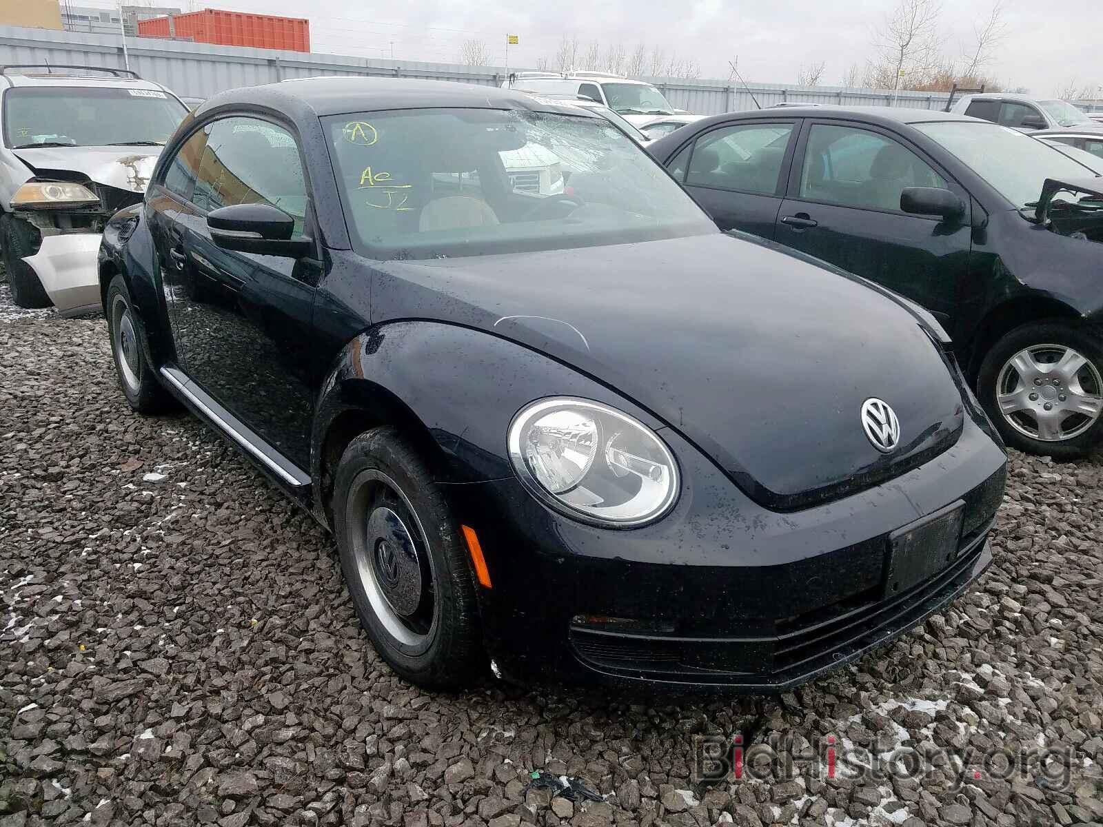 Photo 3VWH07ATXGM603174 - VOLKSWAGEN BEETLE 2016