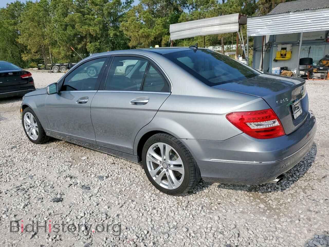 2013 MERCEDES-BENZ C-CLASS - VIN: WDDGF4HB9DA835529 - Фото 2