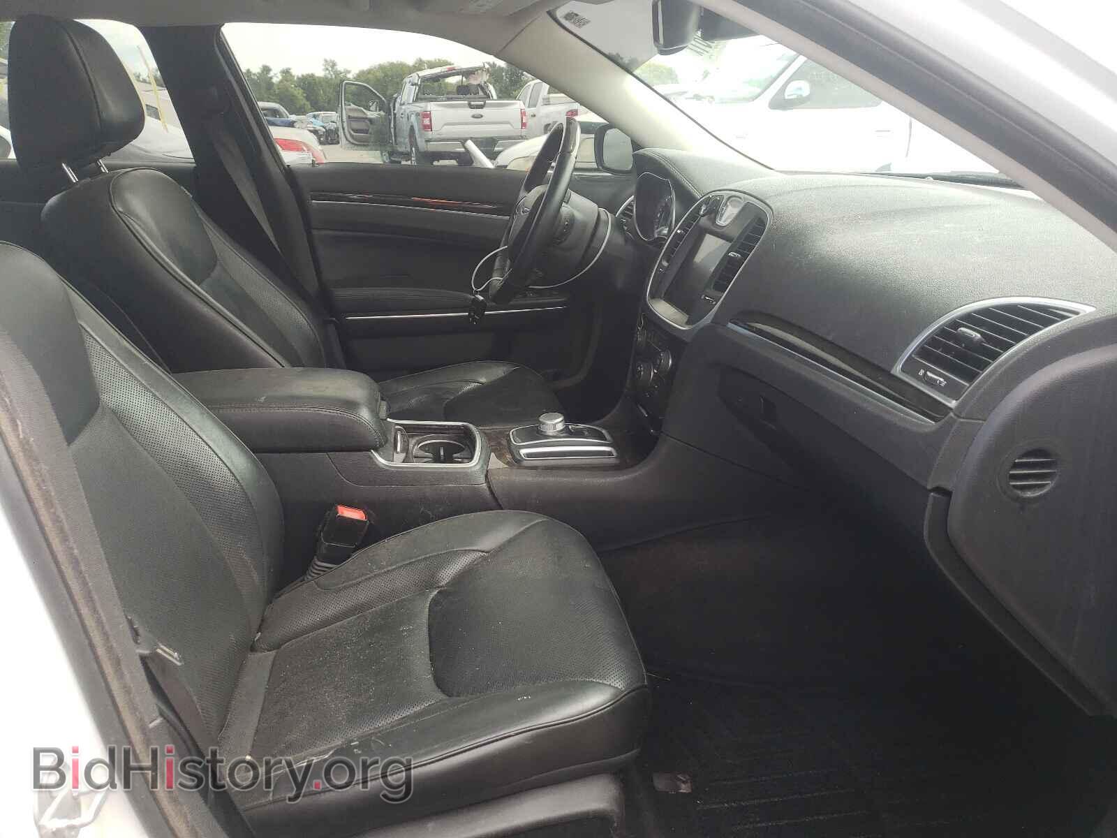 2016 CHRYSLER 300 - VIN: 2C3CCAEG1GH212061 - Фото 5