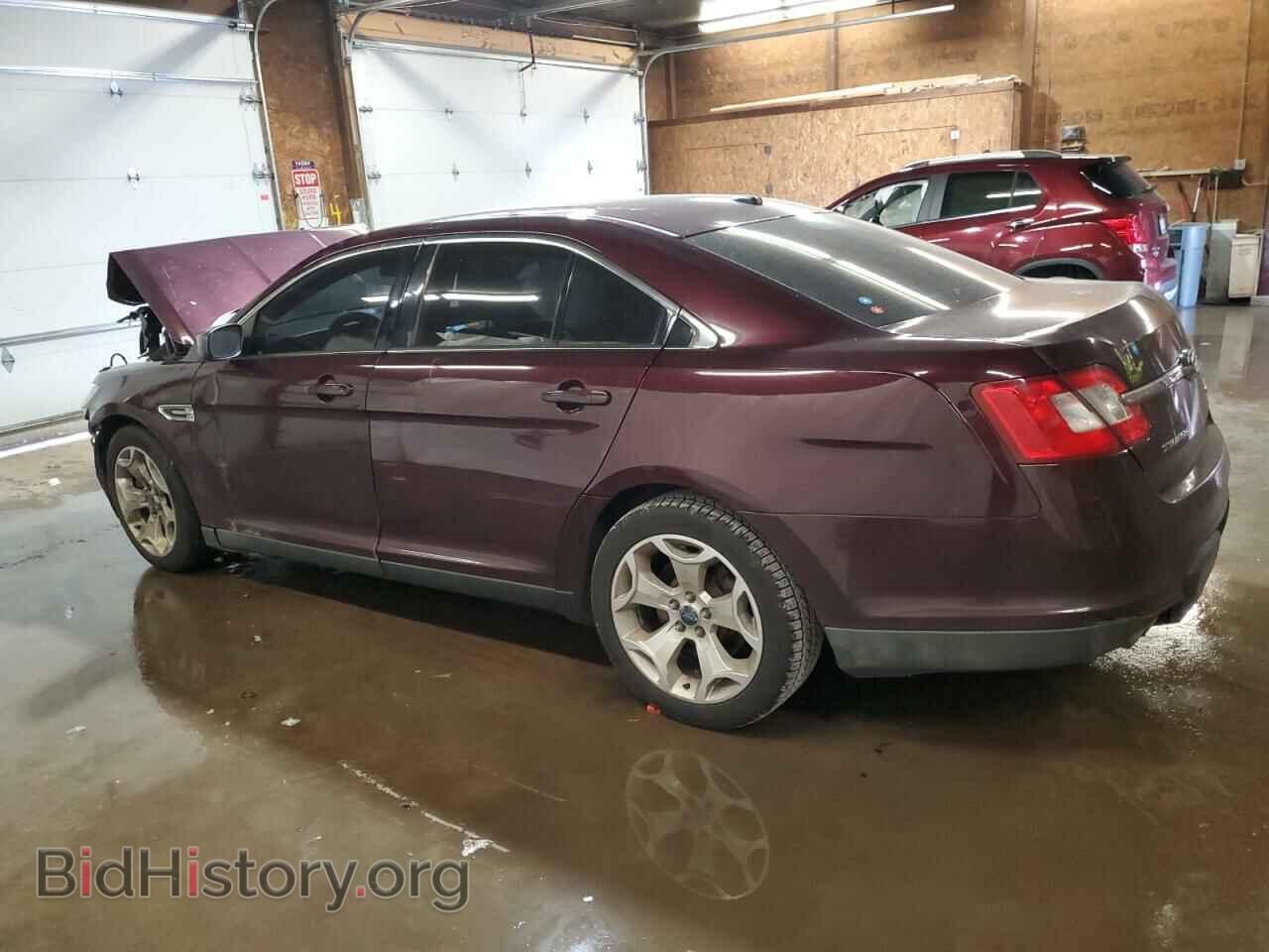 2011 FORD TAURUS - VIN: 1FAHP2HW8BG156712 - Фото 2