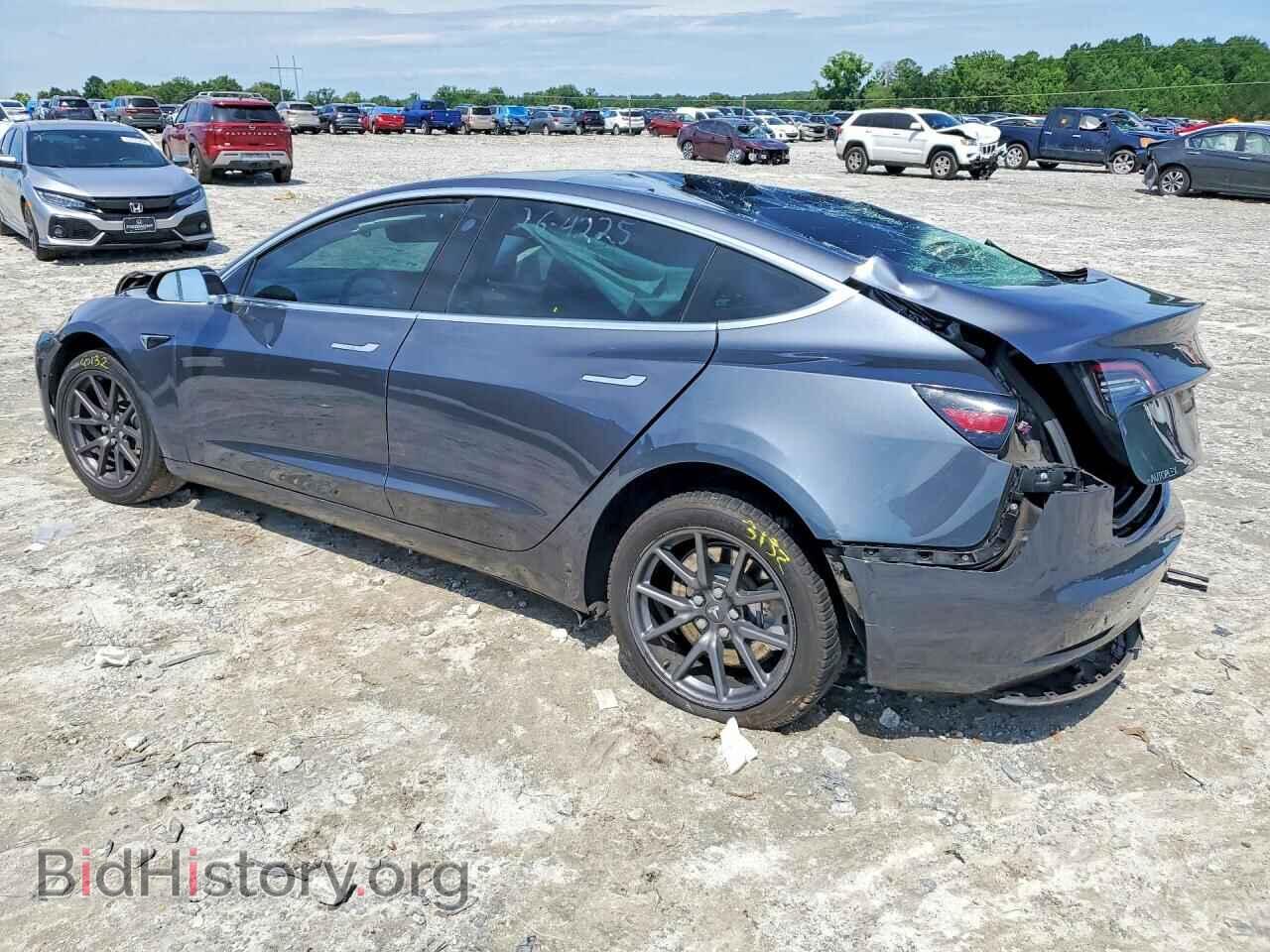 2018 TESLA MODEL 3 - VIN: 5YJ3E1EA2JF123811 - Photo 2