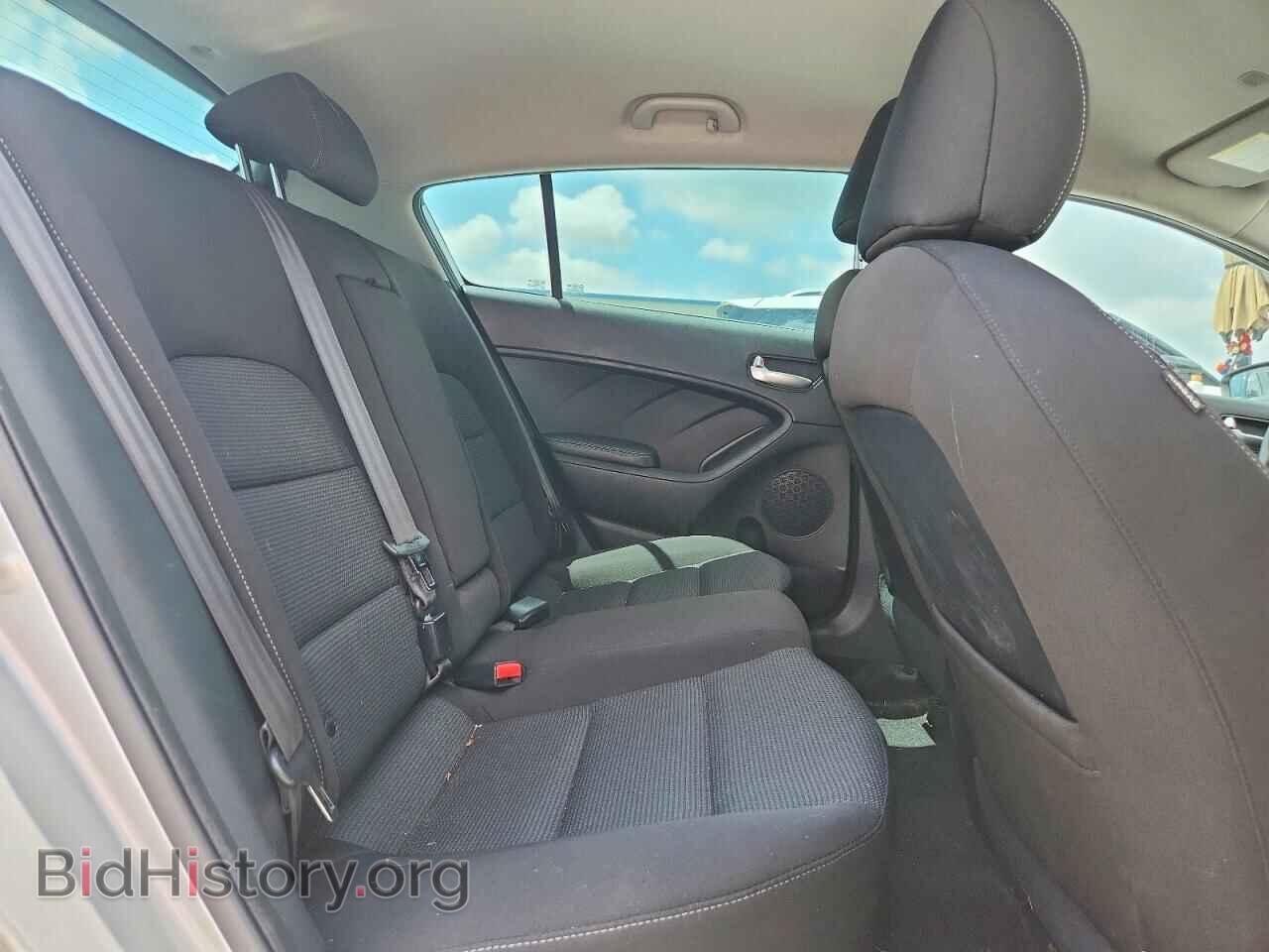 2017 KIA FORTE - VIN: KNAFK5A89H5668736 - Фото 10