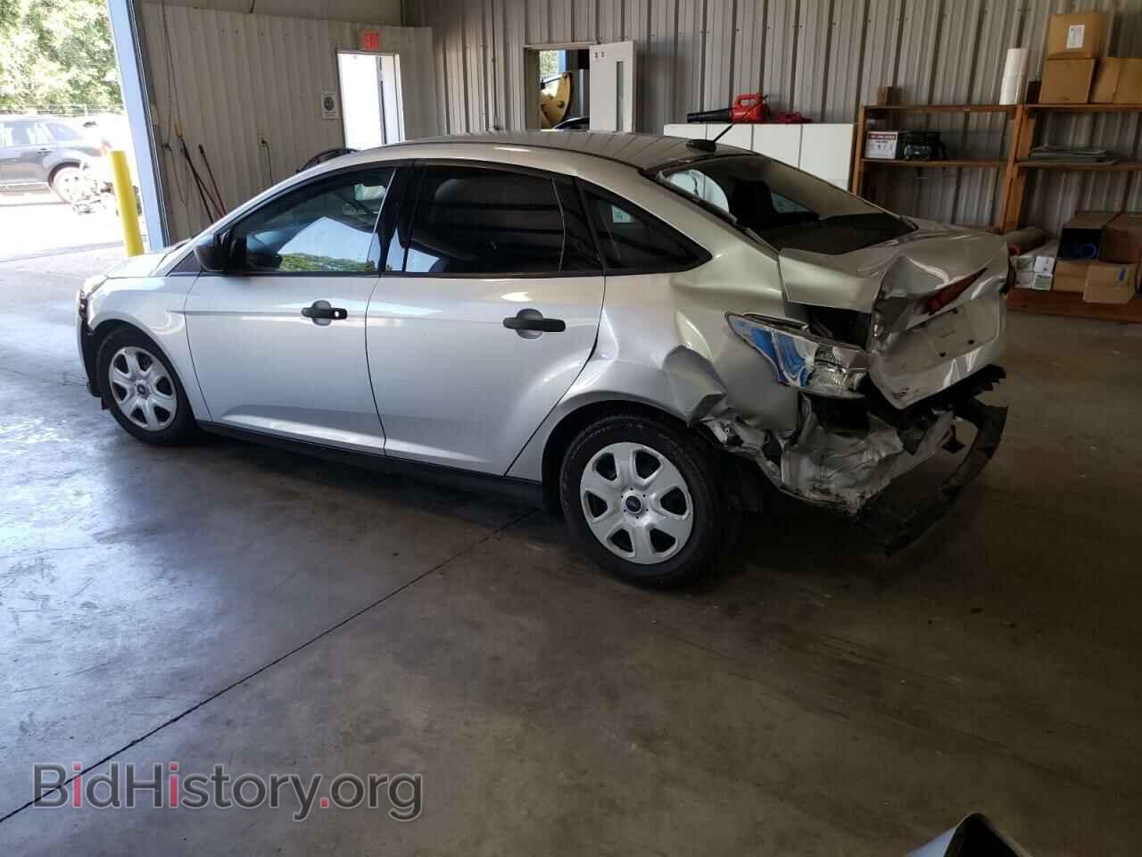 2018 FORD FOCUS - VIN: 1FADP3E24JL302499 - Photo 2