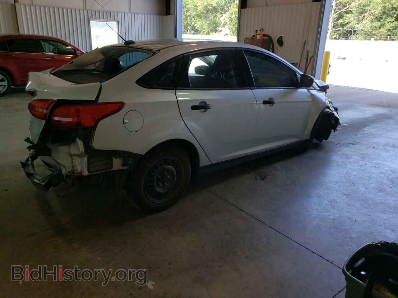 2018 FORD FOCUS - VIN: 1FADP3E24JL302499 - Photo 3