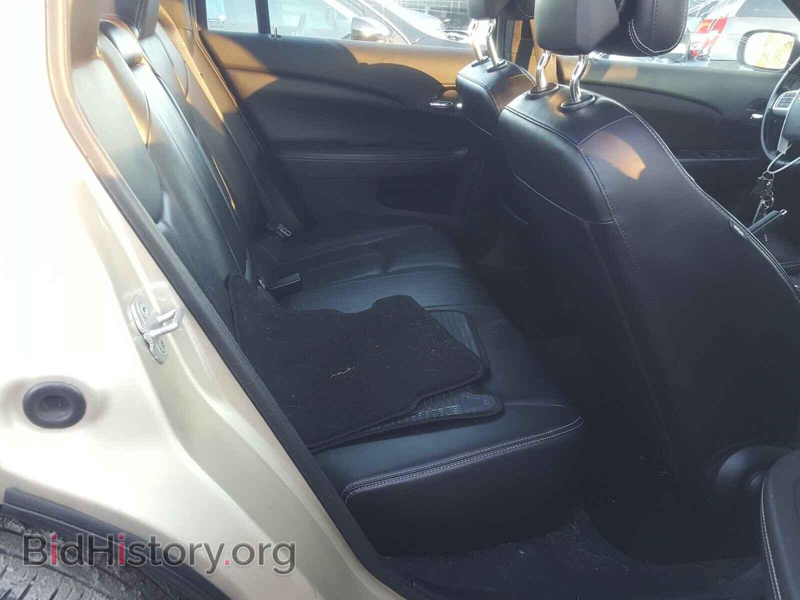 2011 CHRYSLER 200 - VIN: 1C3BC2FG0BN520127 - Photo 6