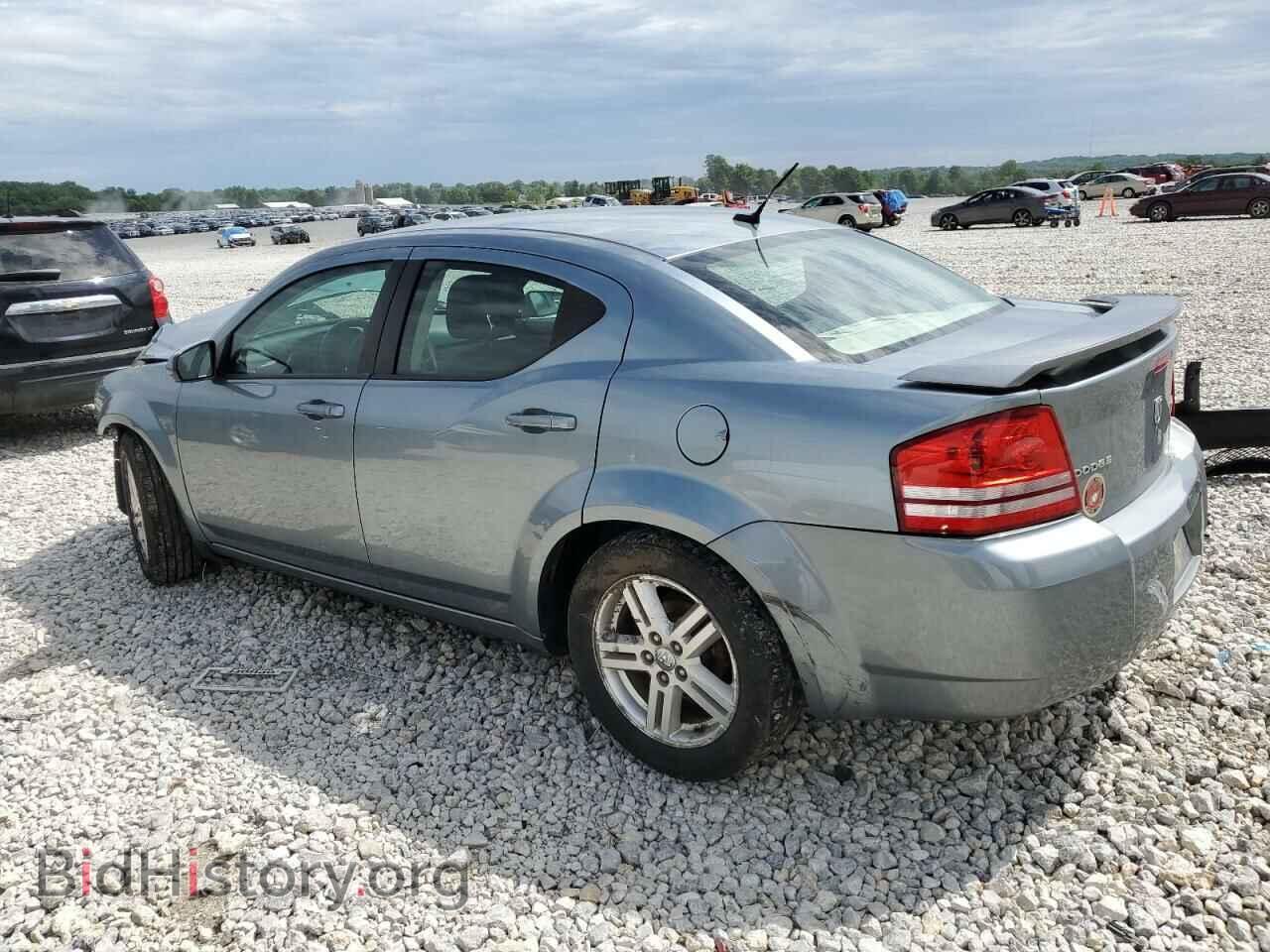 2010 DODGE AVENGER - VIN: 1B3CC5FB5AN109876 - Photo 2