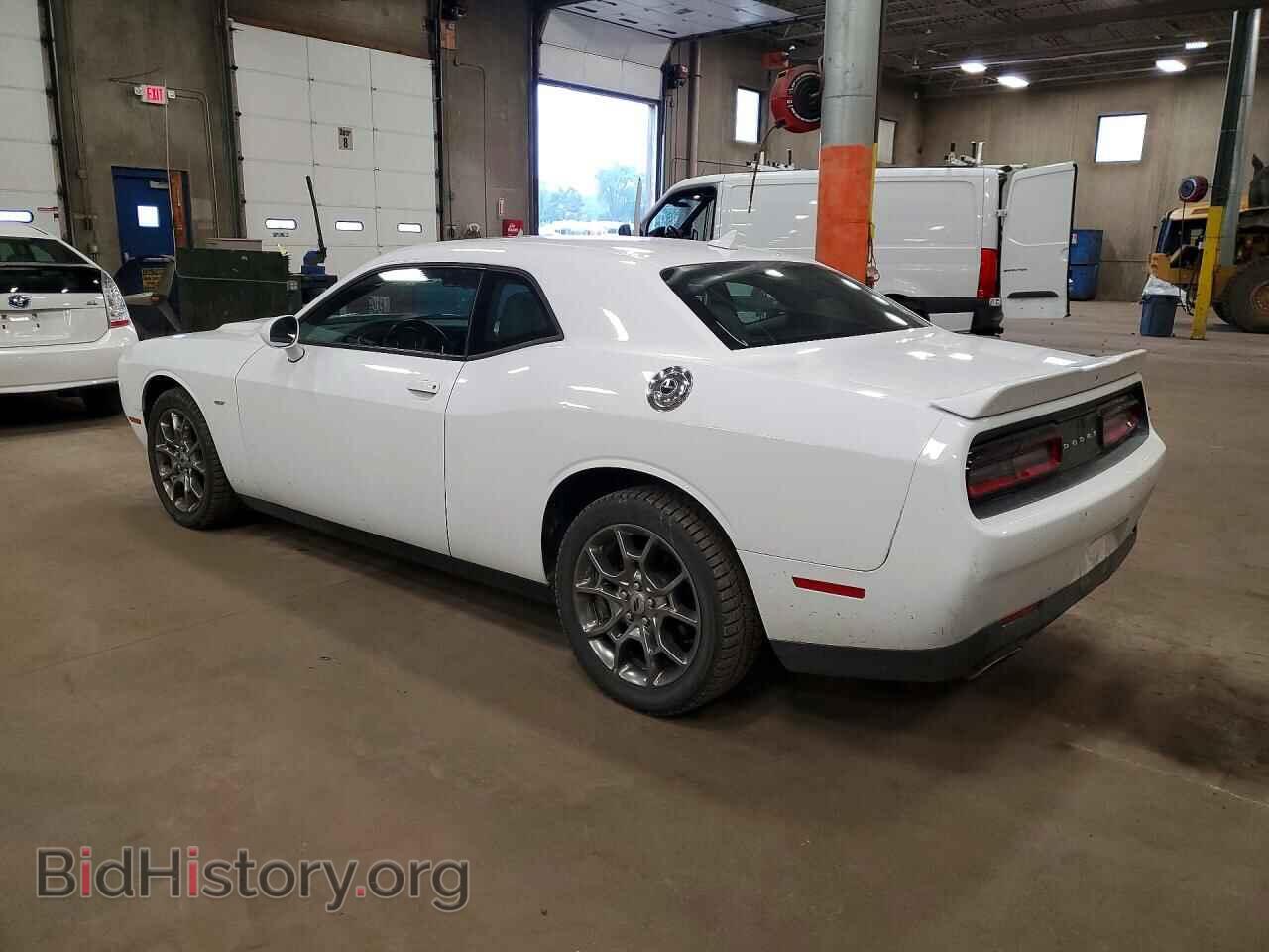 2017 DODGE CHALLENGER - VIN: 2C3CDZGG6HH556236 - Фото 2