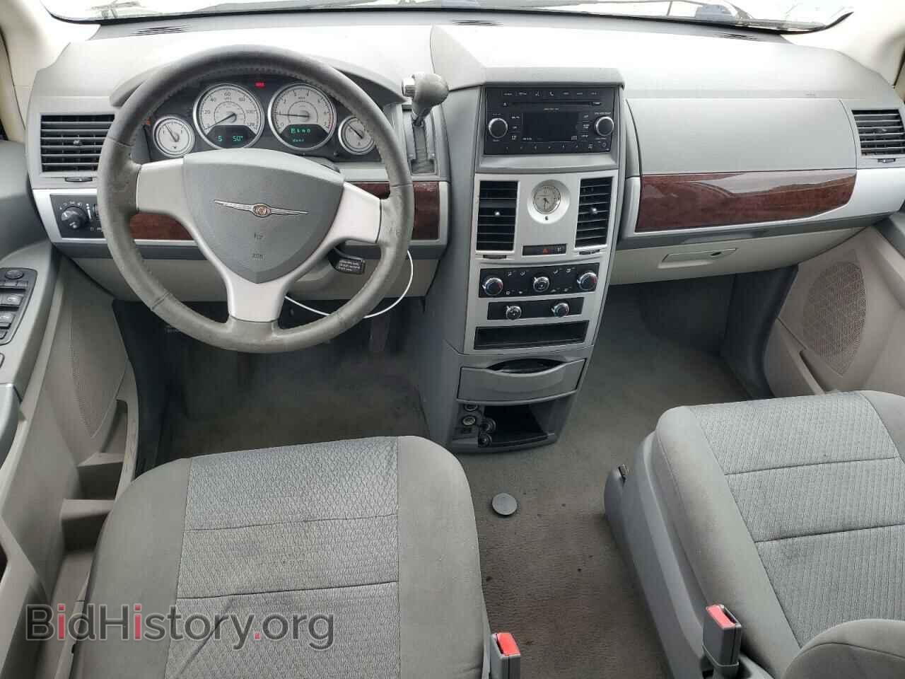 2010 CHRYSLER MINIVAN - VIN: 2A4RR5D17AR279039 - Фото 8