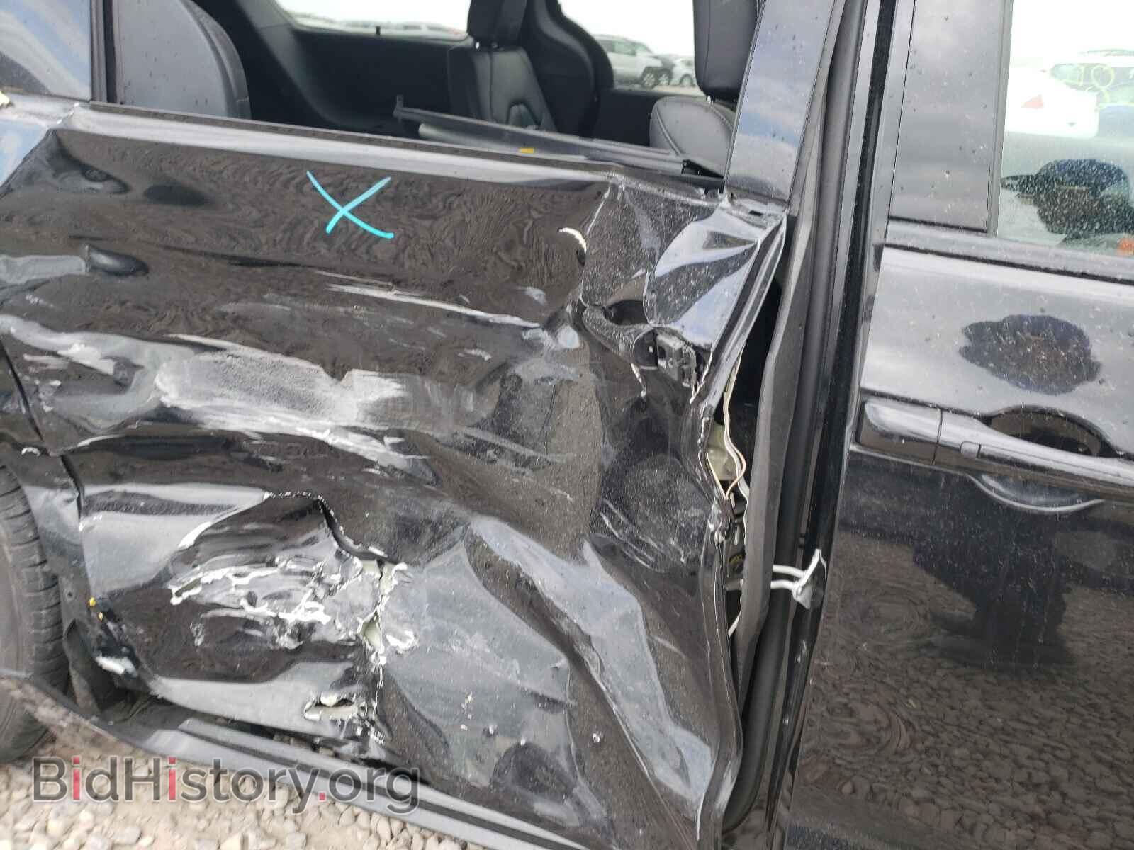2018 CHRYSLER PACIFICA - VIN: 2C4RC1BG4JR157066 - Photo 9