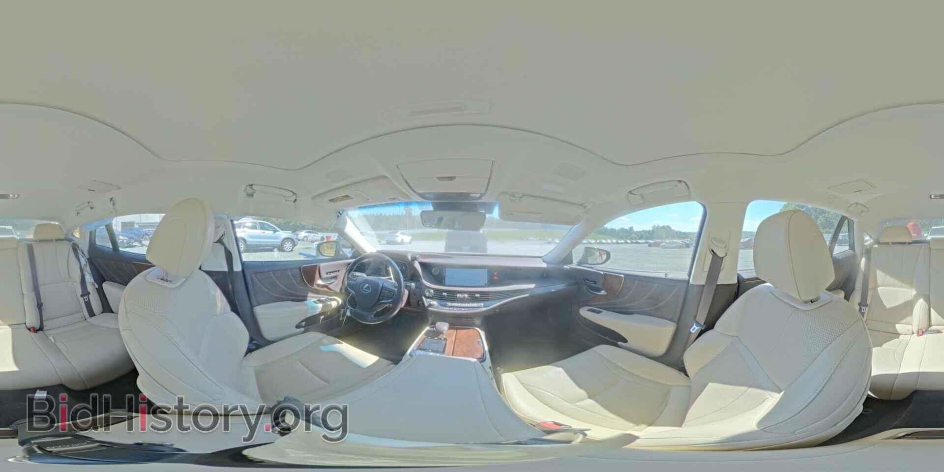 2020 LEXUS LS500 - VIN: JTHD51FF8L5012763 - Photo 14