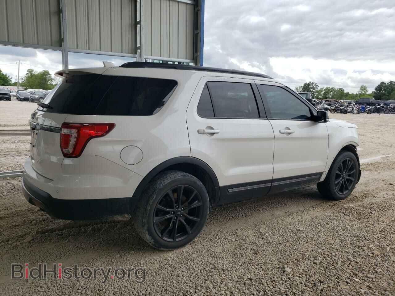 2017 FORD EXPLORER - VIN: 1FM5K8D82HGC85605 - Фото 3