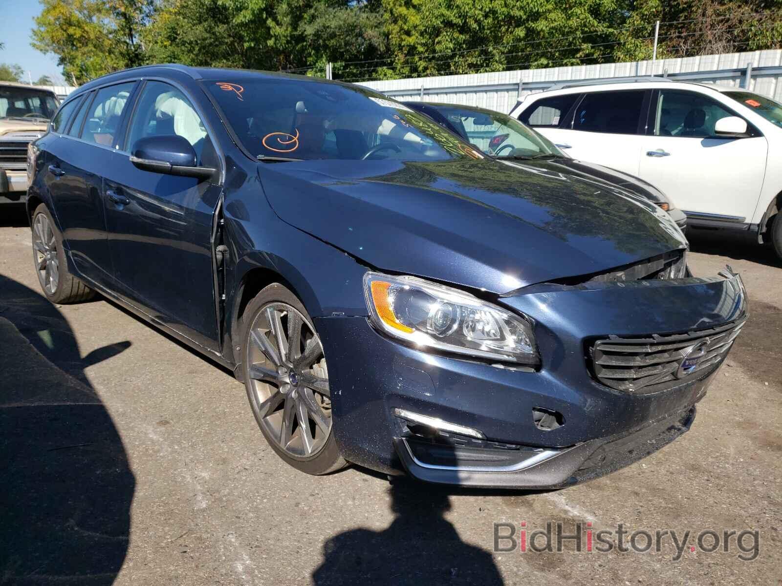 Photo YV1612SDXF1202683 - VOLVO V60 2015