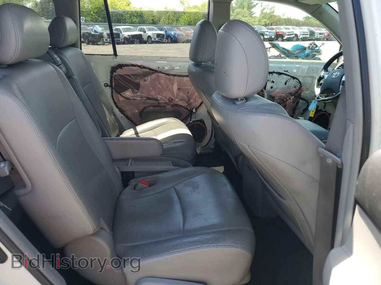 2011 TOYOTA HIGHLANDER - VIN: 5TDDK3EHXBS068009 - Фото 11