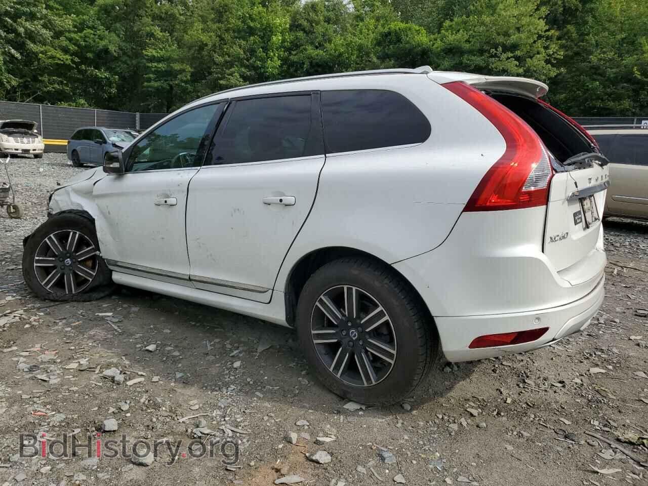 2017 VOLVO XC60 - VIN: YV440MDR9H2076878 - Фото 2
