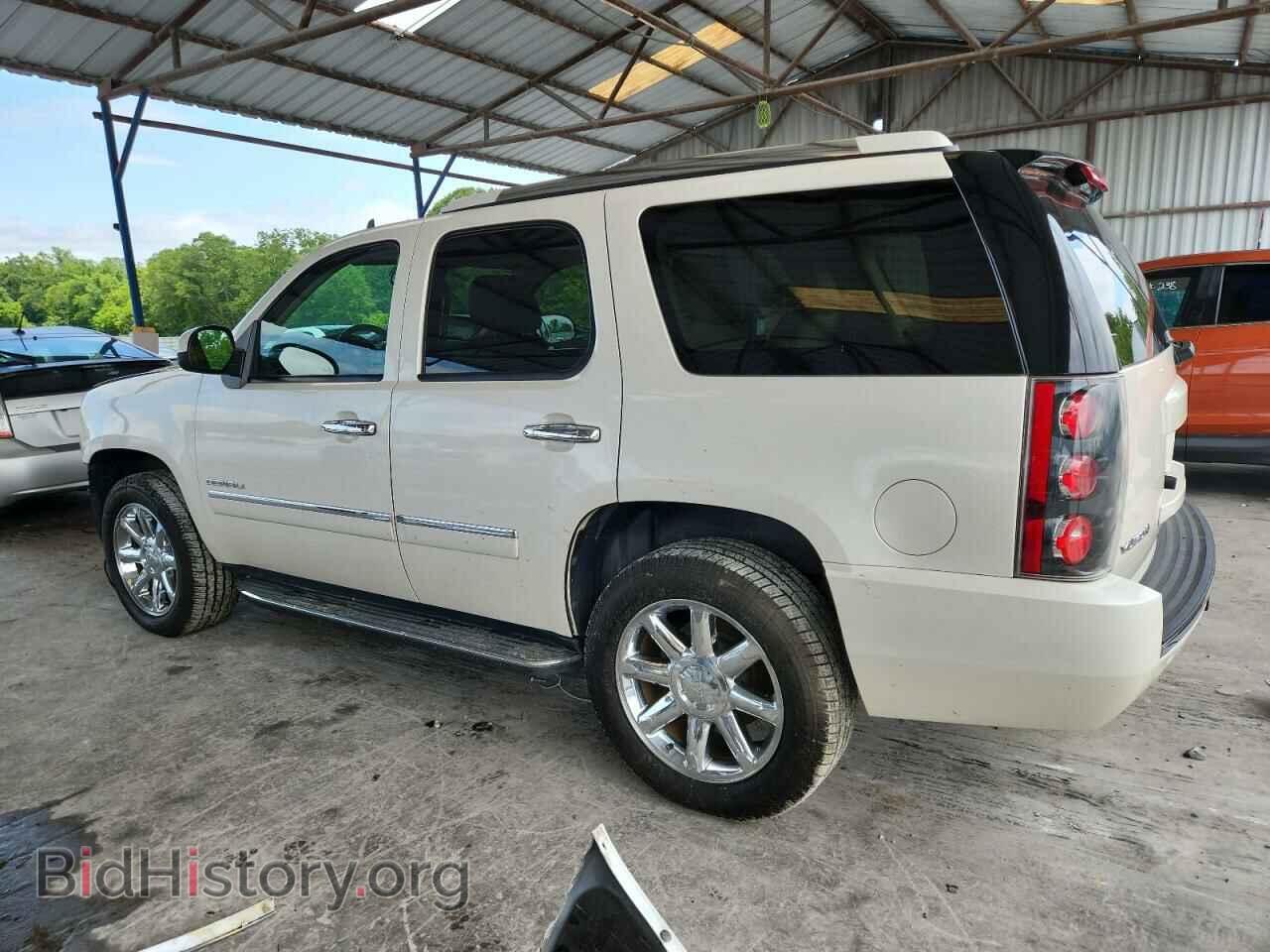 2013 GMC YUKON - VIN: 1GKS2EEF1DR156793 - Photo 2