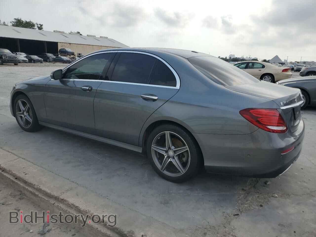 2017 MERCEDES-BENZ E-CLASS - VIN: WDDZF4JB6HA016566 - Фото 2