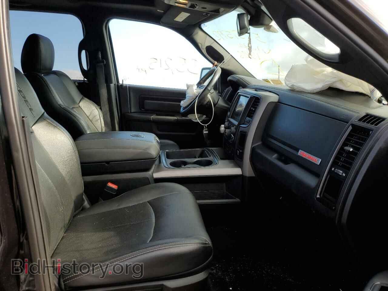 2018 RAM 1500 - VIN: 1C6RR7YT2JS113496 - Фото 5