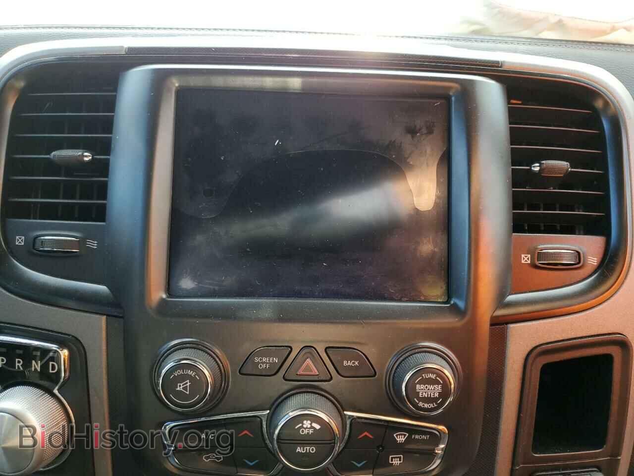 2018 RAM 1500 - VIN: 1C6RR7YT2JS113496 - Фото 9