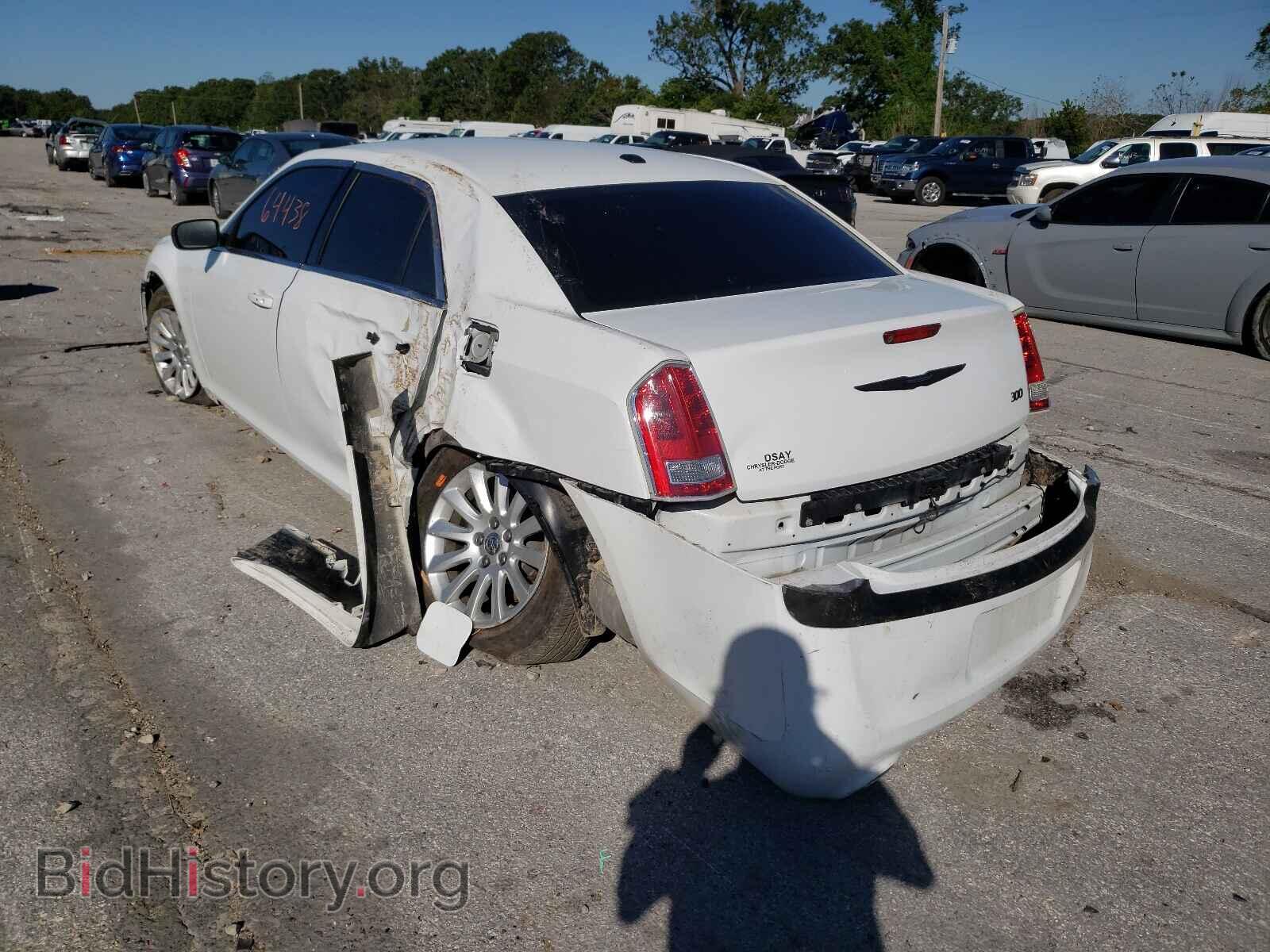2013 CHRYSLER 300 - VIN: 2C3CCAAG8DH551269 - Фото 3
