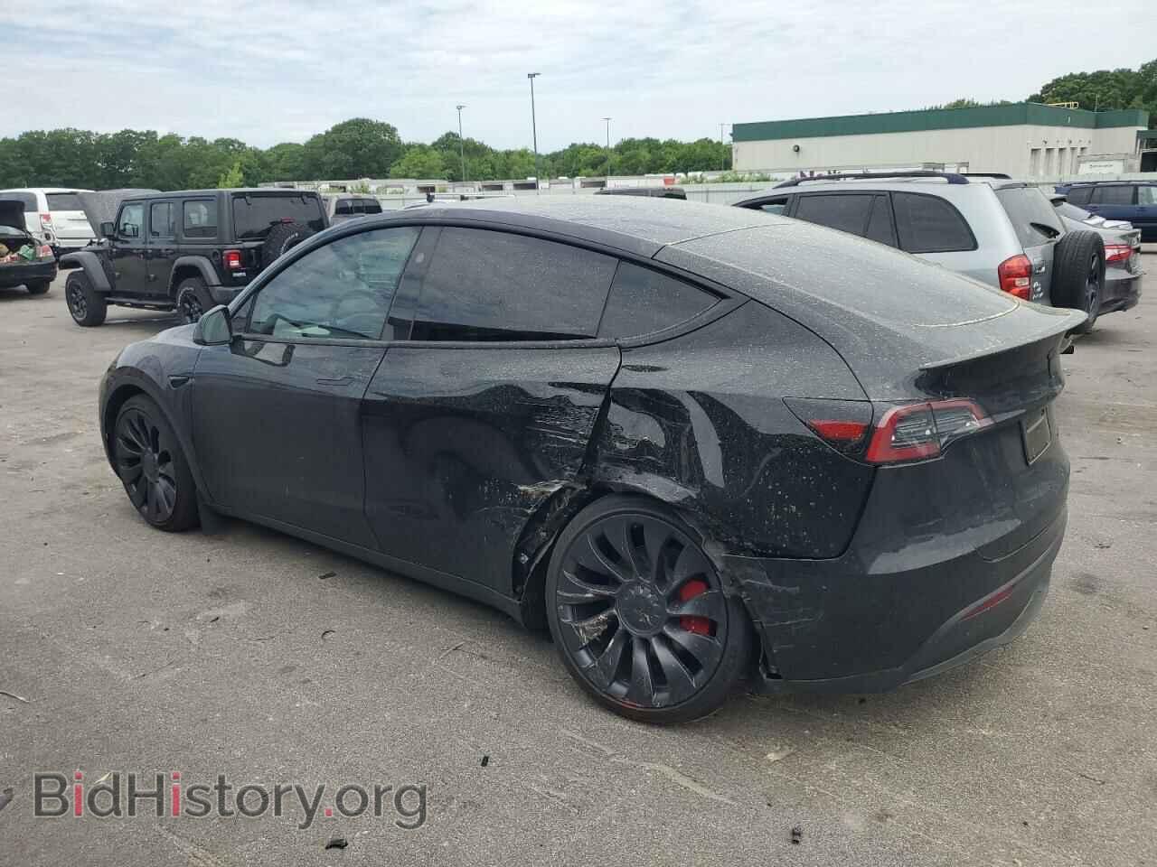 2023 TESLA MODEL Y - VIN: 7SAYGDEFXPF977535 - Фото 2