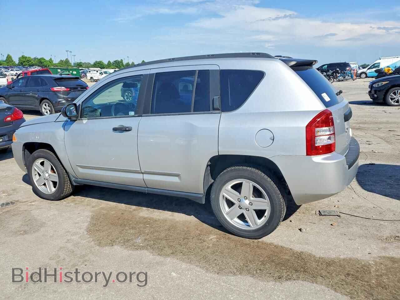 2009 JEEP COMPASS - VIN: 1J4FT47A19D139593 - Фото 2