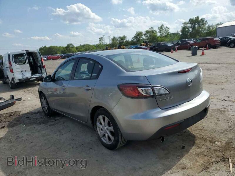 2011 Mazda 3 (VIN JM1BL1VG9B1447290) — фото 2 из 12