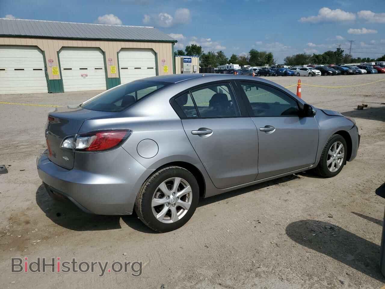 2011 MAZDA 3 - VIN: JM1BL1VG9B1447290 - Фото 3