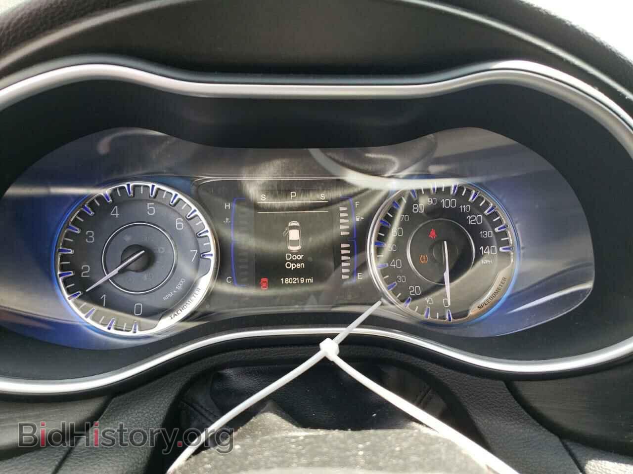 2015 CHRYSLER 200 - VIN: 1C3CCCAB2FN647456 - Photo 9