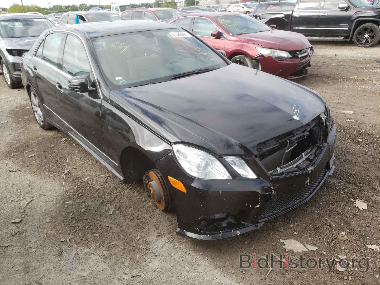 Photo WDDHF8HB8AA112990 - MERCEDES-BENZ E-CLASS 2010