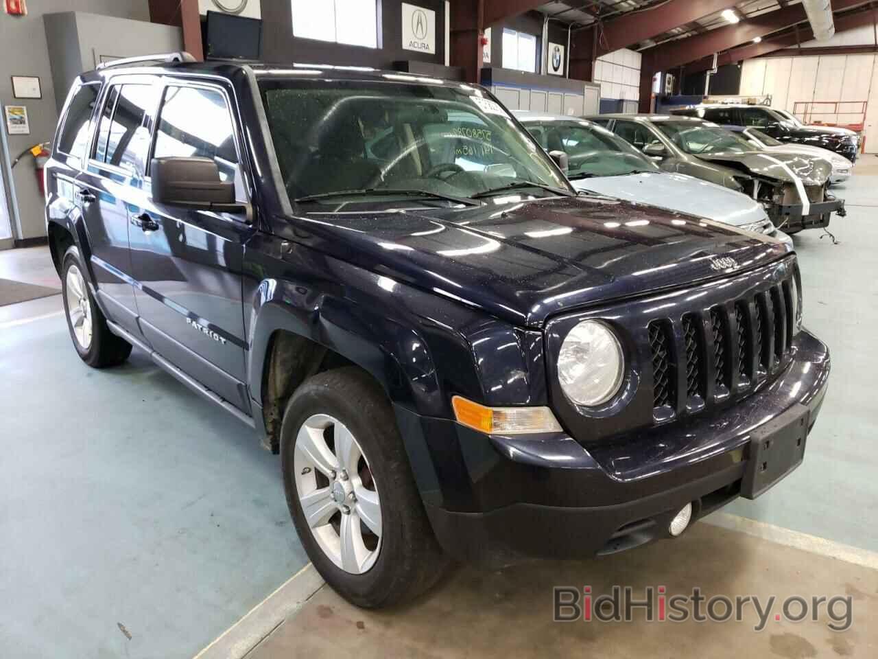 Photo 1J4NF1GB3BD212544 - JEEP PATRIOT 2011