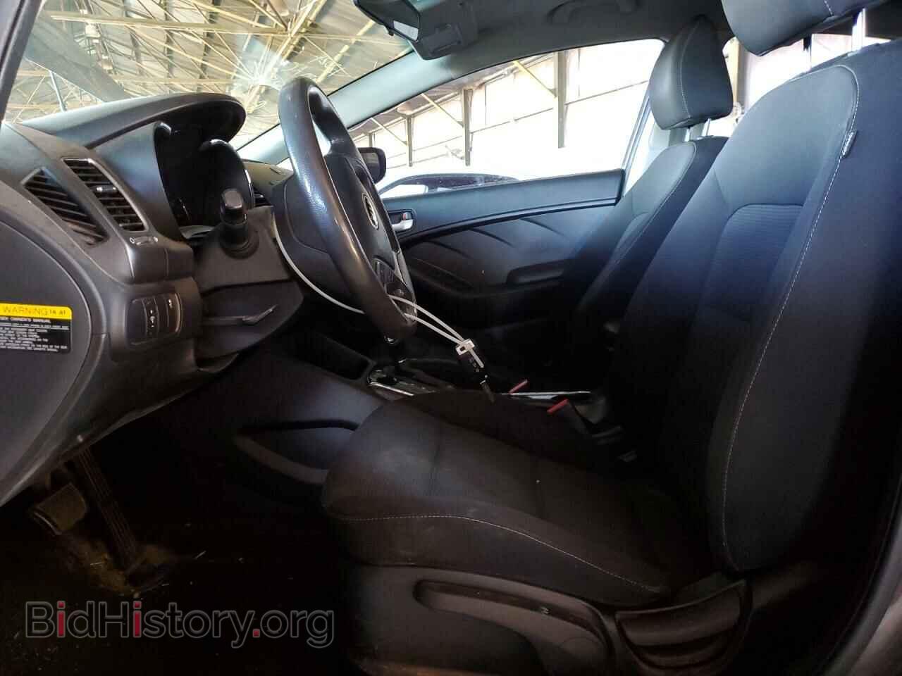 2017 KIA FORTE - VIN: 3KPFK4A73HE062714 - Фото 7