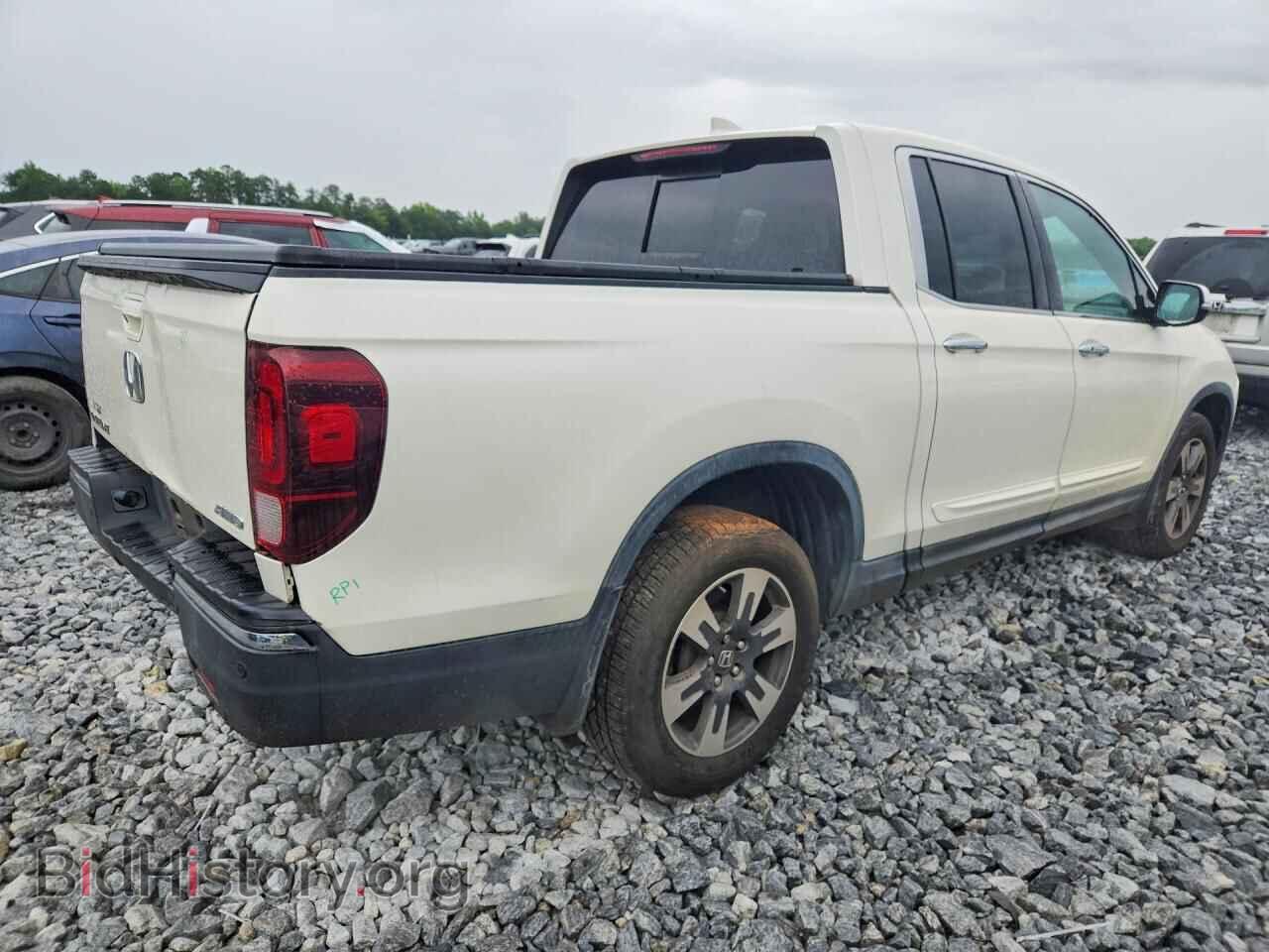2017 HONDA RIDGELINE - VIN: 5FPYK3F70HB028517 - Фото 3