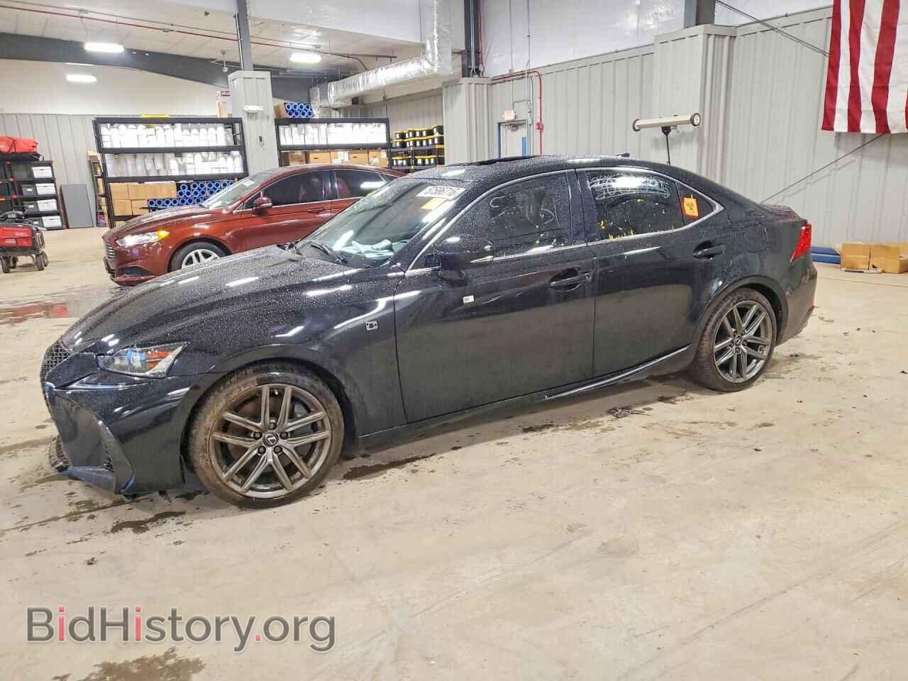 Фотография JTHC81D29K5036104 - LEXUS IS 2019
