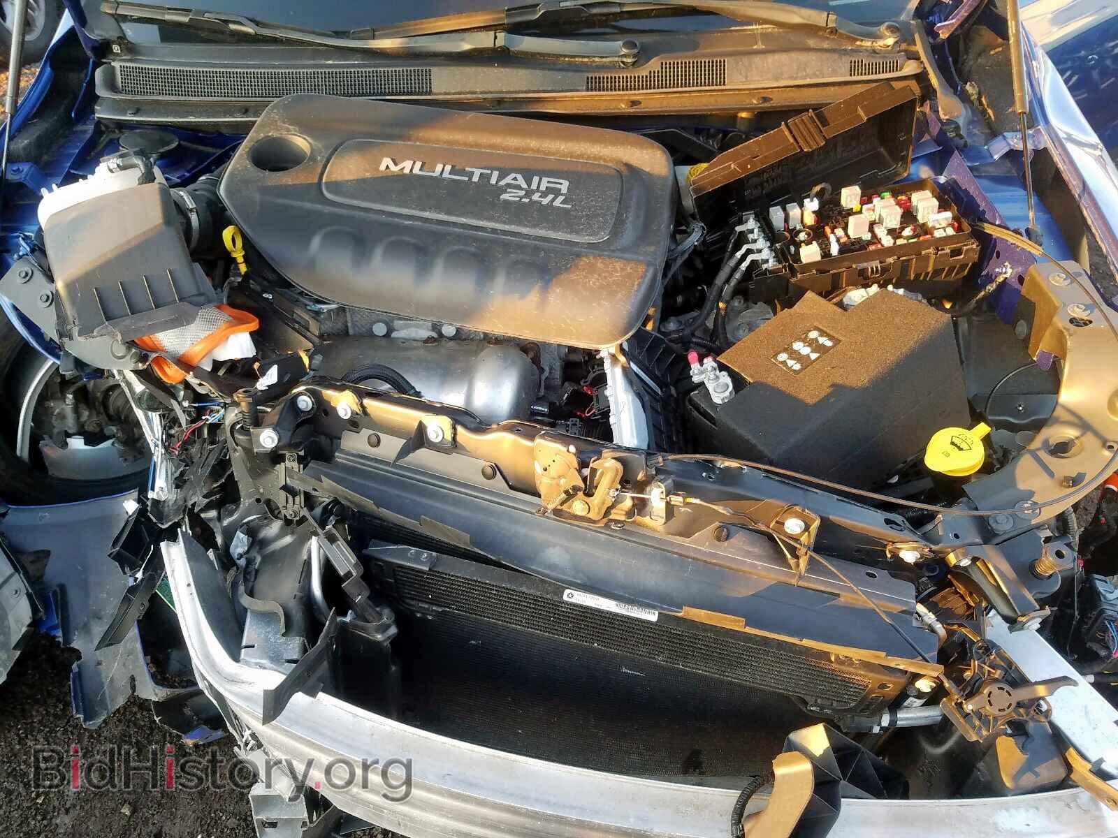 2016 CHRYSLER 200 - VIN: 1C3CCCAB6GN177773 - Фото 7