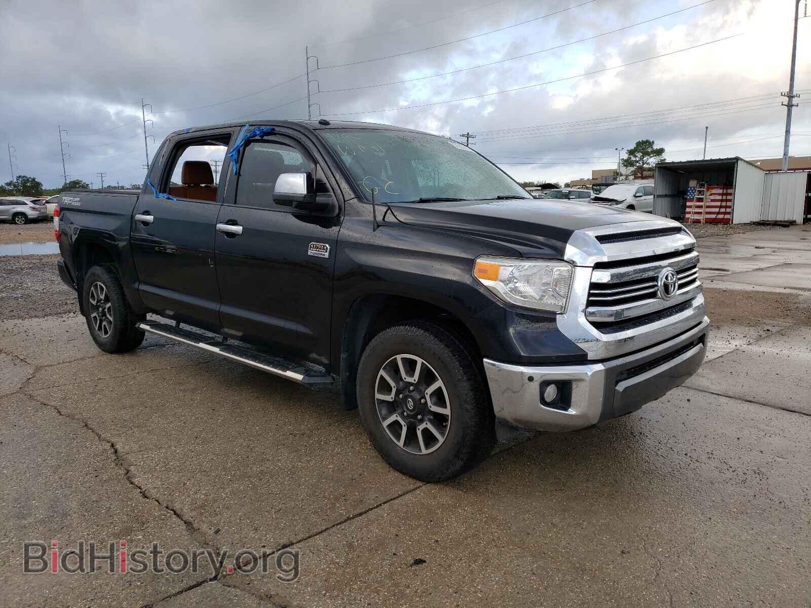 Photo 5TFGW5F1XHX216161 - TOYOTA TUNDRA 2017