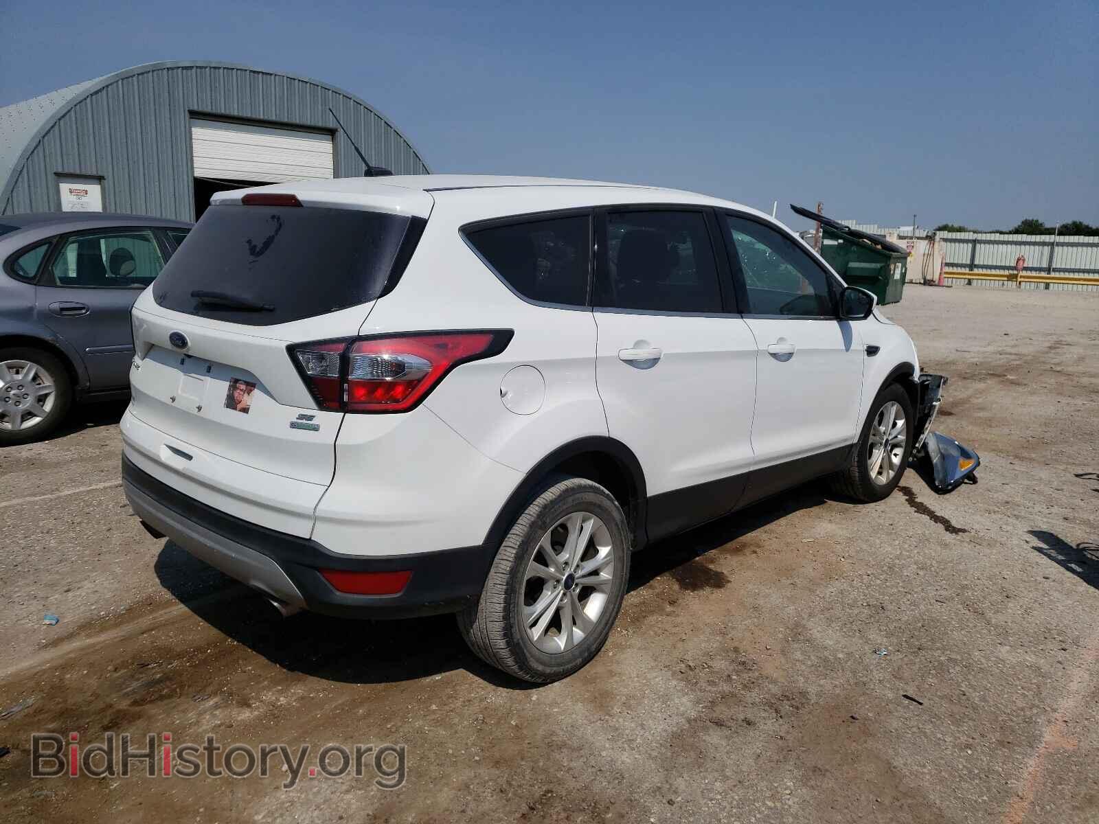 2017 FORD ESCAPE - VIN: 1FMCU0G94HUC88966 - Фото 4