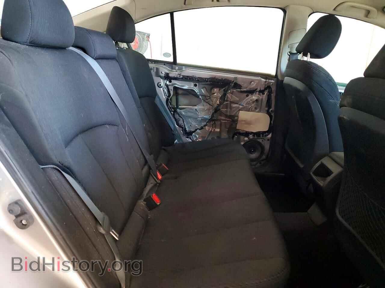 2010 SUBARU LEGACY - VIN: 4S3BMCB65A3221111 - Фото 10