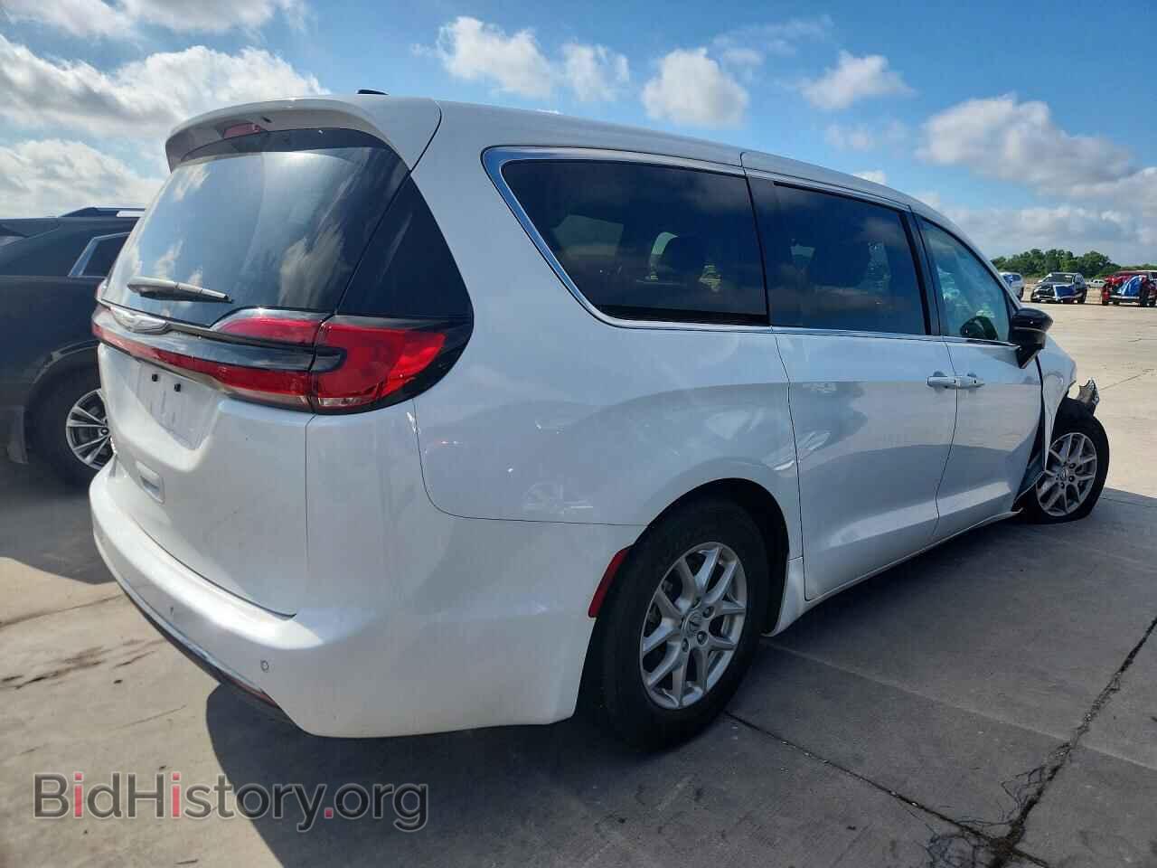 2024 CHRYSLER PACIFICA - VIN: 2C4RC1BG6RR124405 - Фото 3