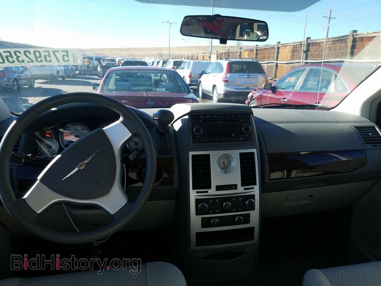 2010 CHRYSLER MINIVAN - VIN: 2A4RR4DEXAR173911 - Photo 9