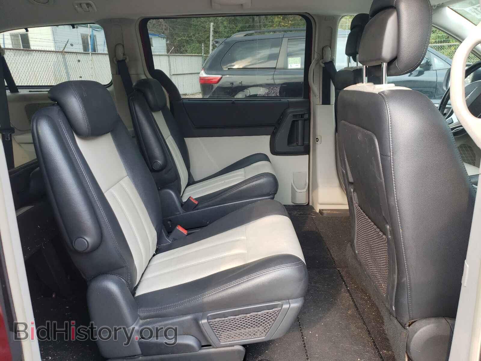 2010 CHRYSLER MINIVAN - VIN: 2A4RR8D14AR480589 - Фото 6