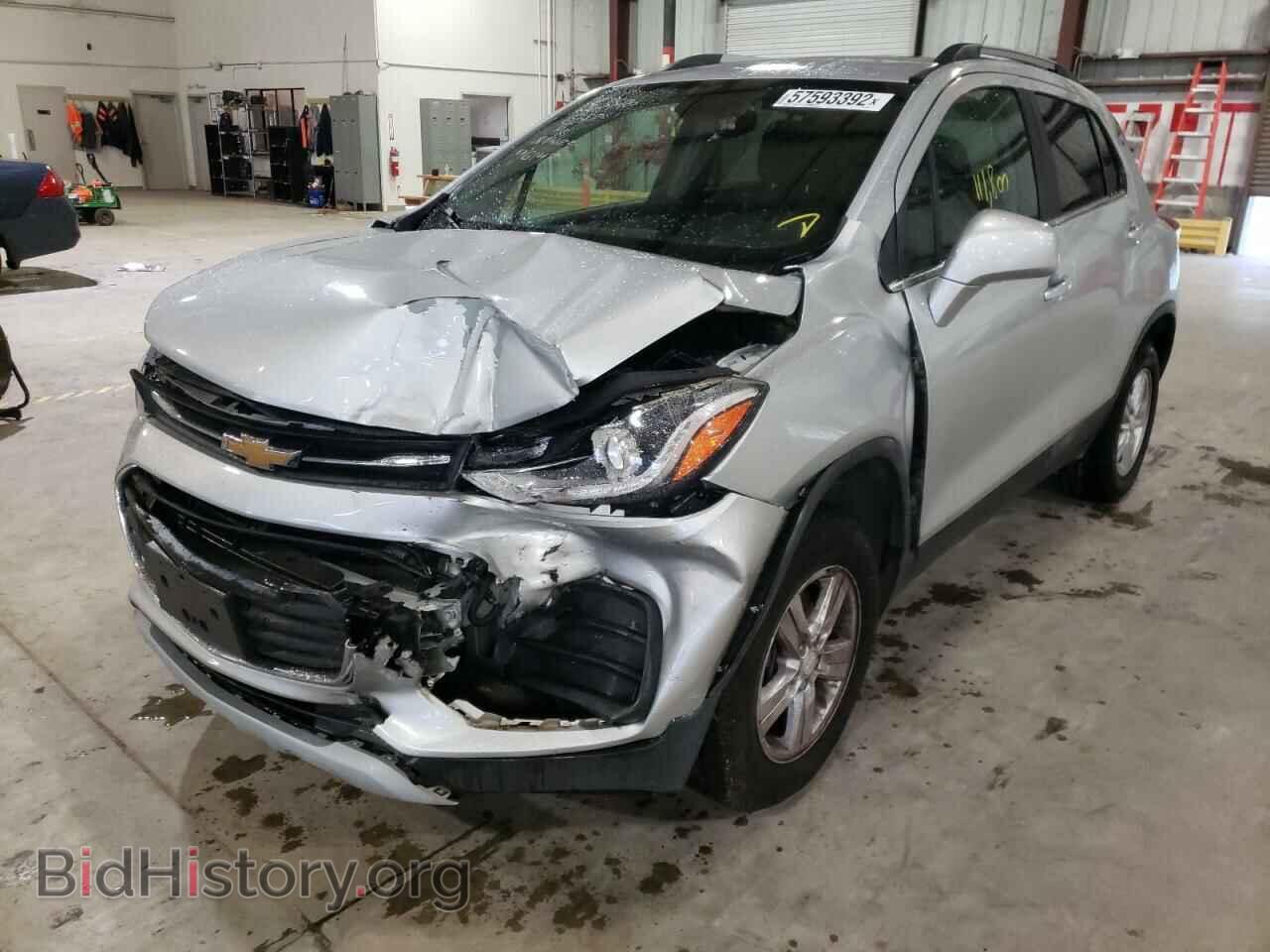 2017 CHEVROLET TRAX - VIN: 3GNCJPSB3HL166147 - Фото 2