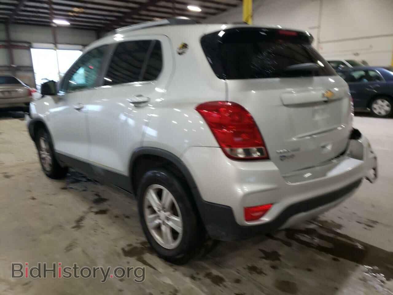 2017 CHEVROLET TRAX - VIN: 3GNCJPSB3HL166147 - Фото 3