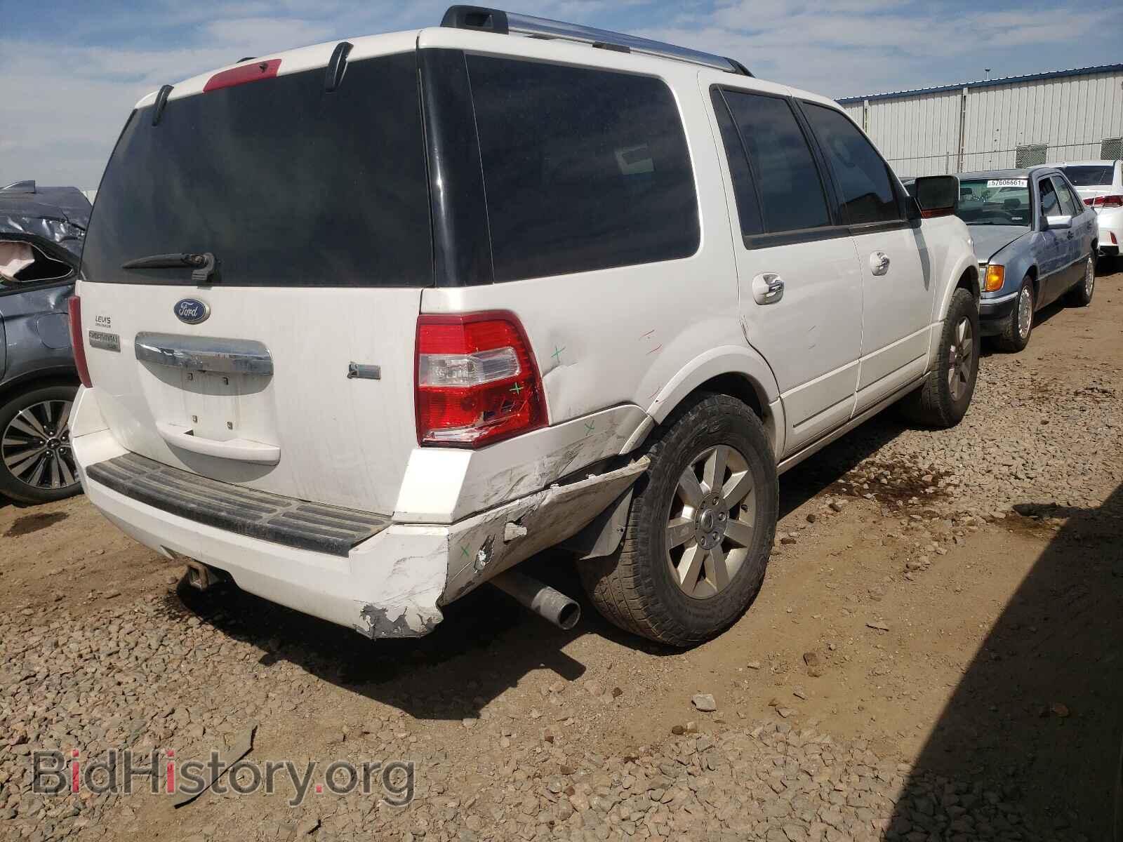 2010 FORD EXPEDITION - VIN: 1FMJU2A5XAEB60711 - Фото 4